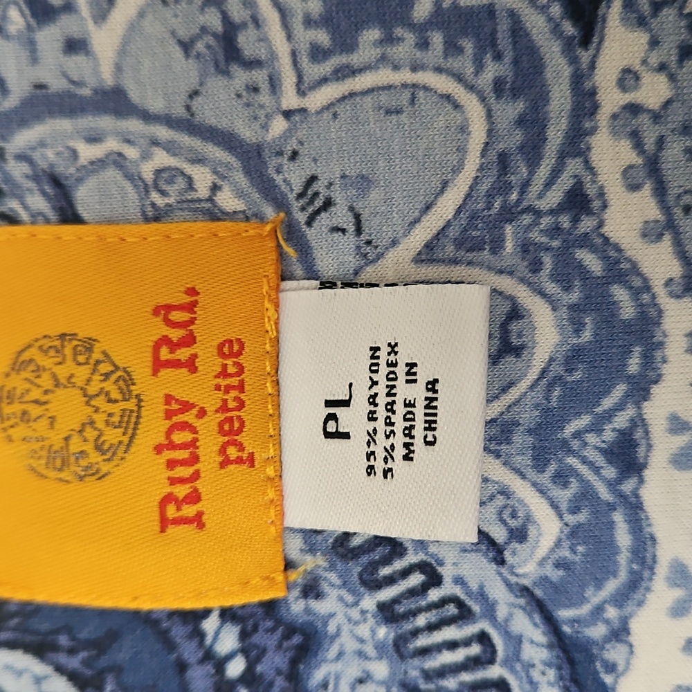 Ruby Rd  Blue & White Paisley Top - Picture 2 of 4